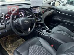 تۆیۆتا کامری